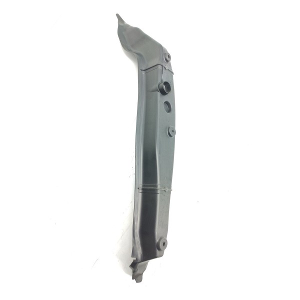 Guarda Po Paralama Mercedes C200 Esq 2022/2025 A2068890000