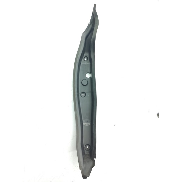 Guarda Po Paralama Mercedes C200 Esq 2022/2025 A2068890000