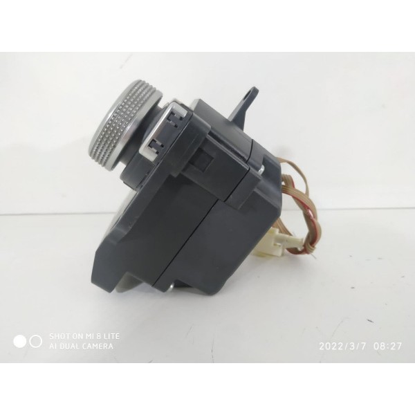 Botão Multimidia Mercedes C180 C200 2008 2011 A2048700779
