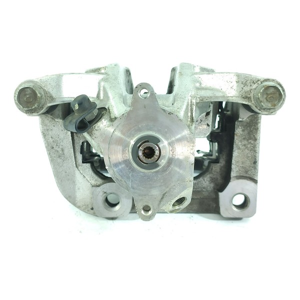 Pinca Bmw 320 G20 Traseira Esquerda 2019 2020/2025 Original