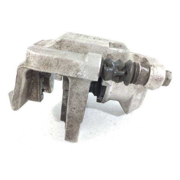 Pinca Bmw 320 G20 Traseira Direita 2019 2020/2025 Original