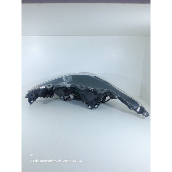 Farol Corolla Xei Direito 2019/2023 Detalhe