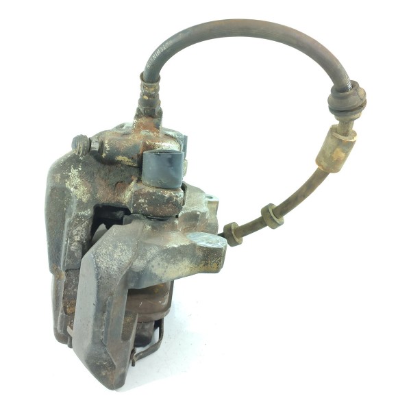 Pinca Volvo Xc60 T5 Dianteira Esquerda 2011/2016 Original