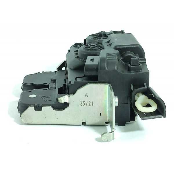 Fechadura Tampa Traseira Mercedes C200 2022/2025 A0997503900