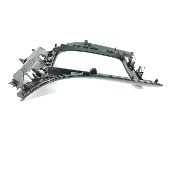 Moldura Console Central Mercedes C200 2022/2025 A2066806200
