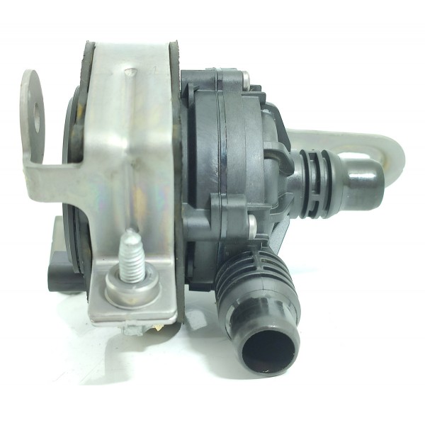 Bomba Agua Auxiliar Mercedes C200 C300 2022/2025 A0005007600