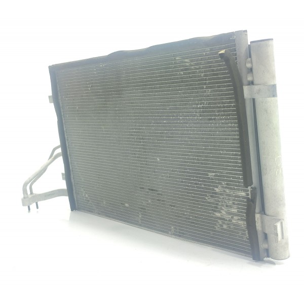 Condensador Hyundai I30 2.0 2009 2010 2011/2012 976062h010