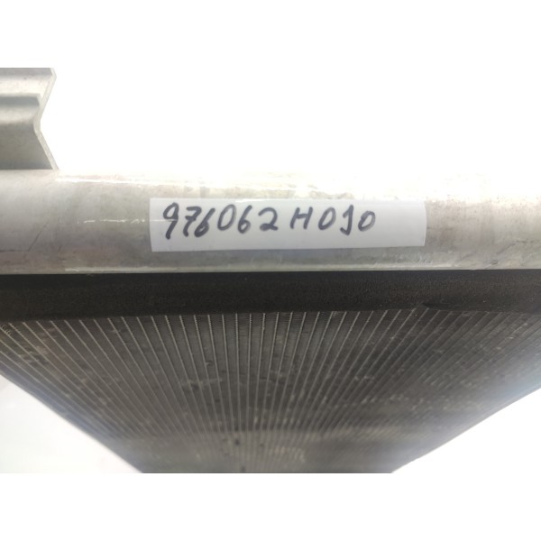 Condensador Hyundai I30 2.0 2009 2010 2011/2012 976062h010