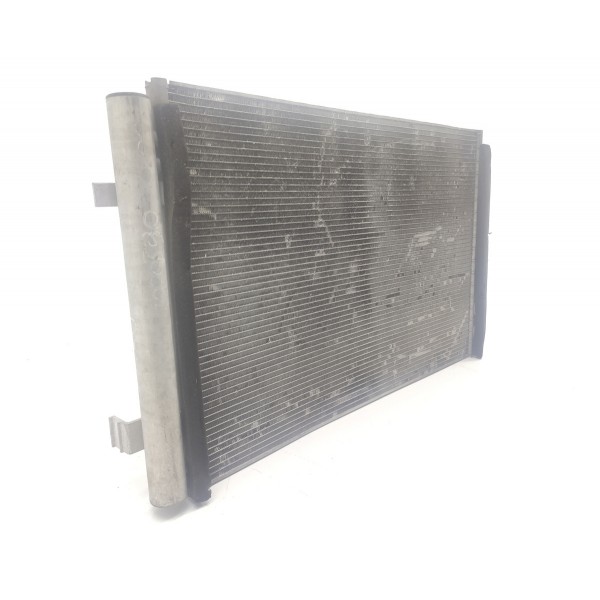 Condensador Hyundai I30 2.0 2009 2010 2011/2012 976062h010
