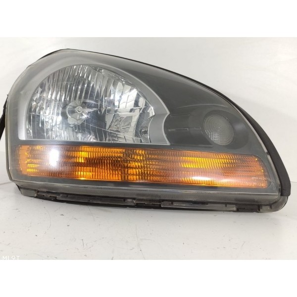 Farol Hyundai Tucson Direito 2008/2010 2011 2012 Detalhes