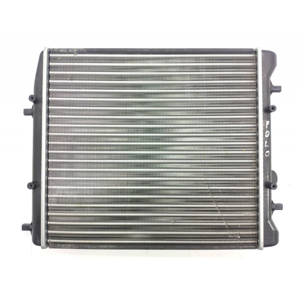 Radiador Volkswagen Fox Polo 1.6 2002 2003 2004/2010 732862r