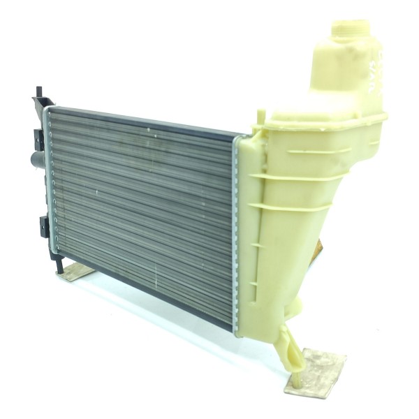 Radiador Chevrolet Celta 1.0 2000 2001 2002/2005 93260414