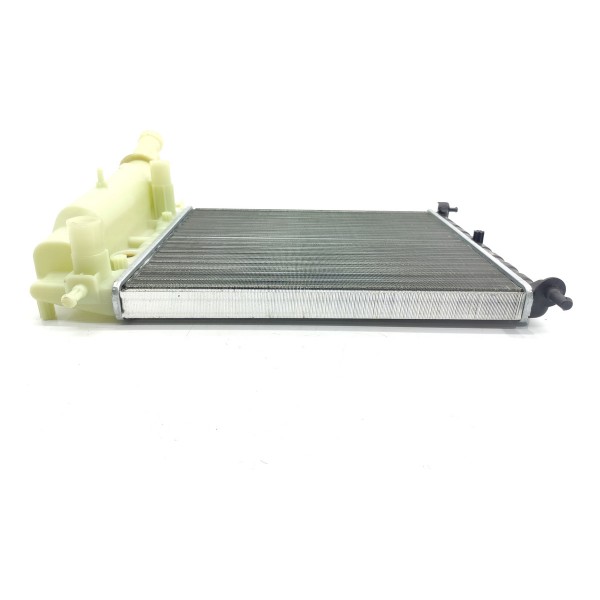 Radiador Fiat Strada 1.5 1996 1997 1998 1999 2000 12533