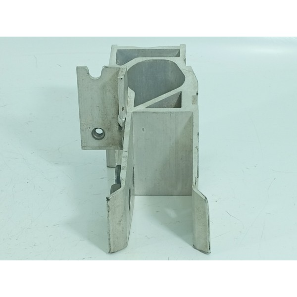 Suporte Radiador Bmw 320 G20 Esquerdo 2019/2025 742223309