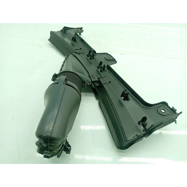 Defletor Duto Ar Admissao Mercedes C300 2022/25 A2065000400