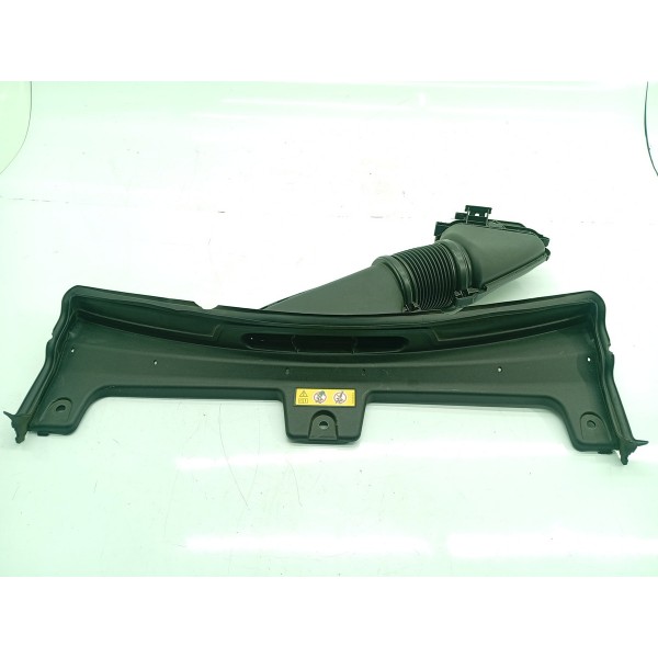 Defletor Duto Ar Admissao Mercedes C300 2022/25 A2065000400