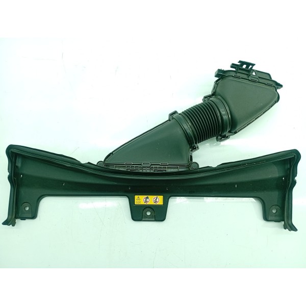 Defletor Duto Ar Admissao Mercedes C300 2022/25 A2065000400