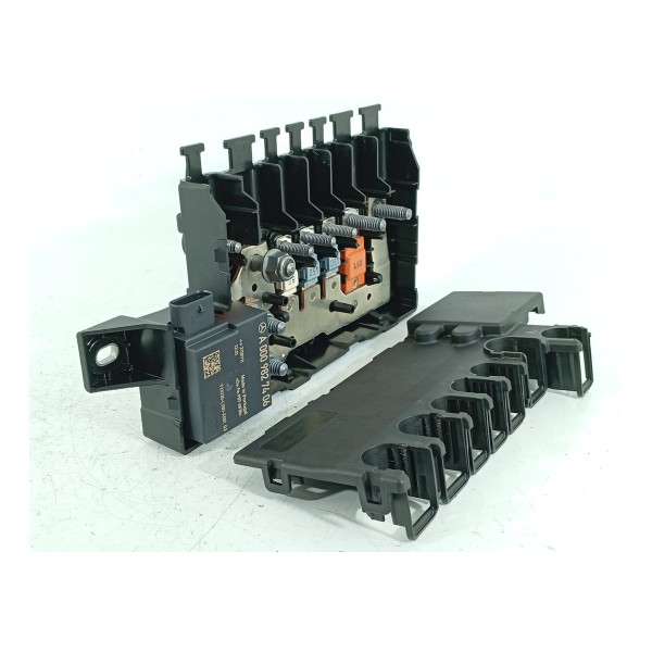 Caixa Fusivel Mercedes C200 C300 2022 2023/2025 A0009827406