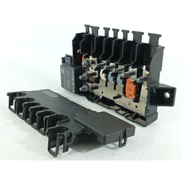 Caixa Fusivel Mercedes C200 C300 2022 2023/2025 A0009827406