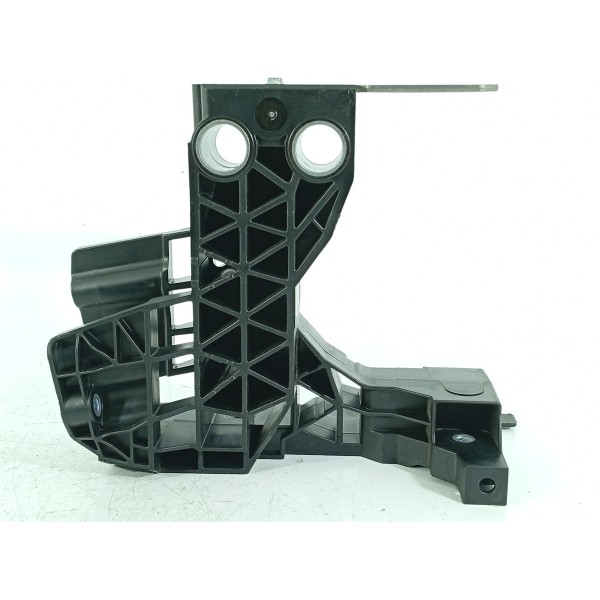 Suporte Radiador Mercedes C200 C300 Dir 2022/25 A2066201700