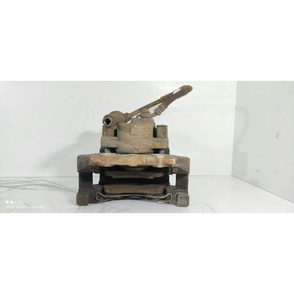 Pinça Peugeot 208 2008 Dianteira Direita 2020 2021/2024