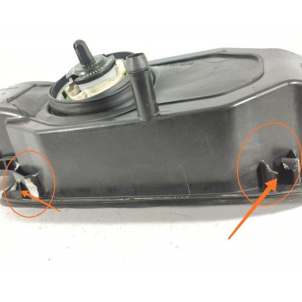 Portinhola Tanque Mercedes C200 C300 2022/25 Det A2066300000