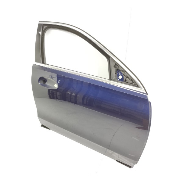 Porta Mercedes Benz C200 C300 Dianteira Direita 2022/2025