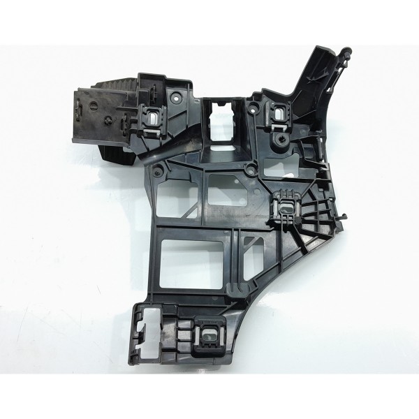 Guia Parachoque Mercedes C300 Traseiro Dir 22/25 A2068808201