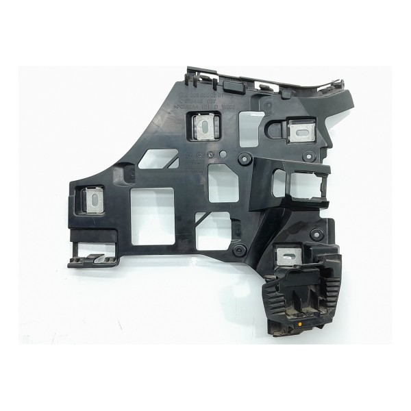 Guia Parachoque Mercedes C300 Traseiro Dir 22/25 A2068808201
