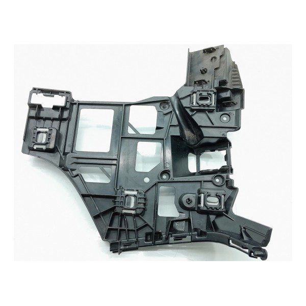 Guia Parachoque Mercedes C300 Traseiro Dir 22/25 A2068808201
