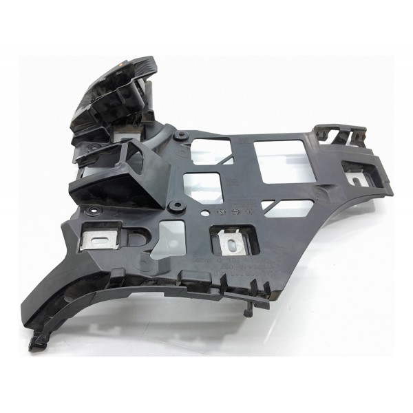 Guia Parachoque Mercedes C300 Traseiro Dir 22/25 A2068808201