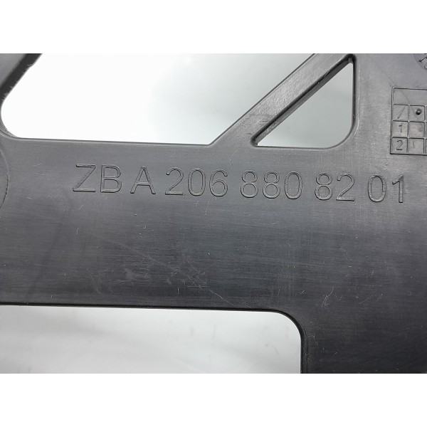 Guia Parachoque Mercedes C300 Traseiro Dir 22/25 A2068808201