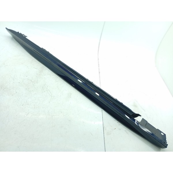 Spoiler Lateral Mercedes C200 C300 Direito 22/25 A2066982400