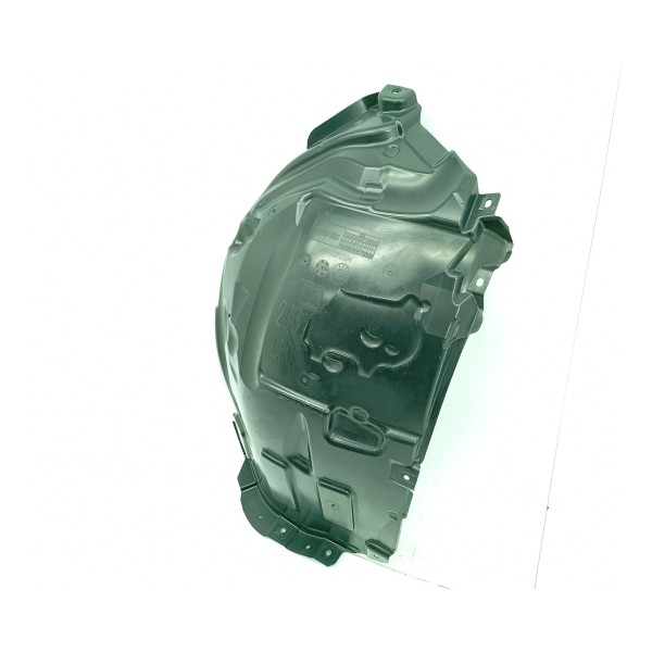 Parabarro Mercedes C300 Diant Esq Front 22/25 A2068840300