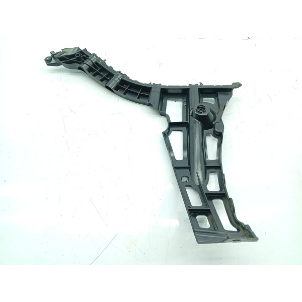 Suporte Guia Parachoque Mercedes C300 Tras Esq 2022/25 Orig