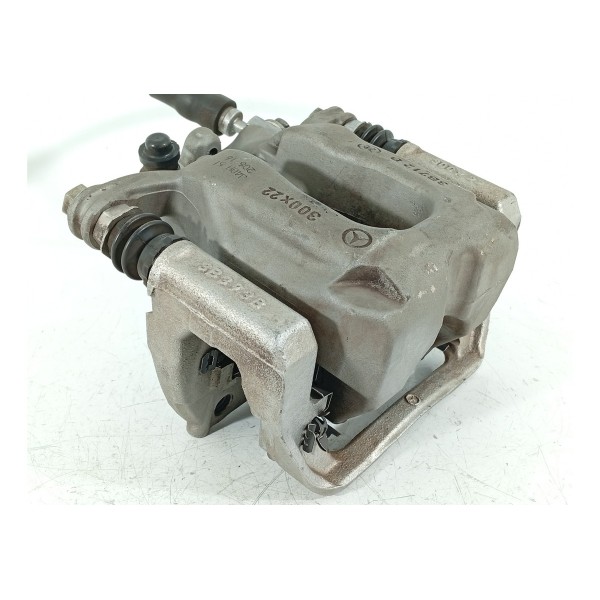 Pinca Freio Mercedes C200 C300 Tras Direita 2022/2025 Orig
