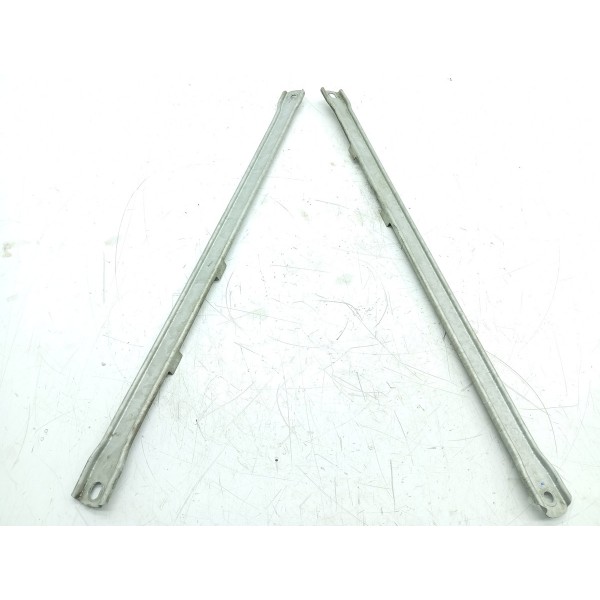 Par Barra Reforco Painel Frontal Mercedes C300 2022/25 Orig