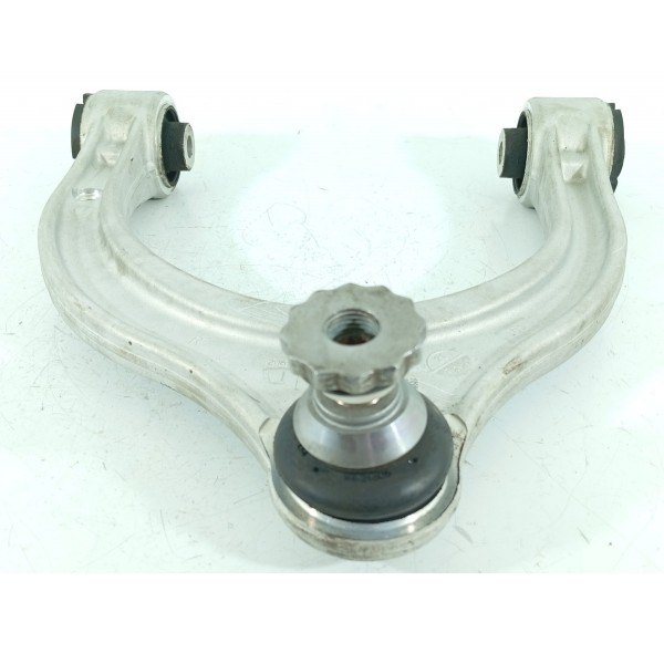 Bandeja Balanca Mercedes C200 Sup Direita 2022/2025 Original
