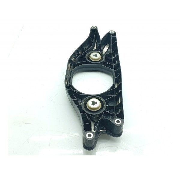 Suporte Eixo Cardan Mercedes C300 2022/2025 A2063520000