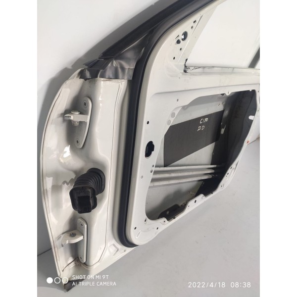 Porta Dianteira Direita Mercedes C180 C200  2008/2014 Dianteira Direita Branco