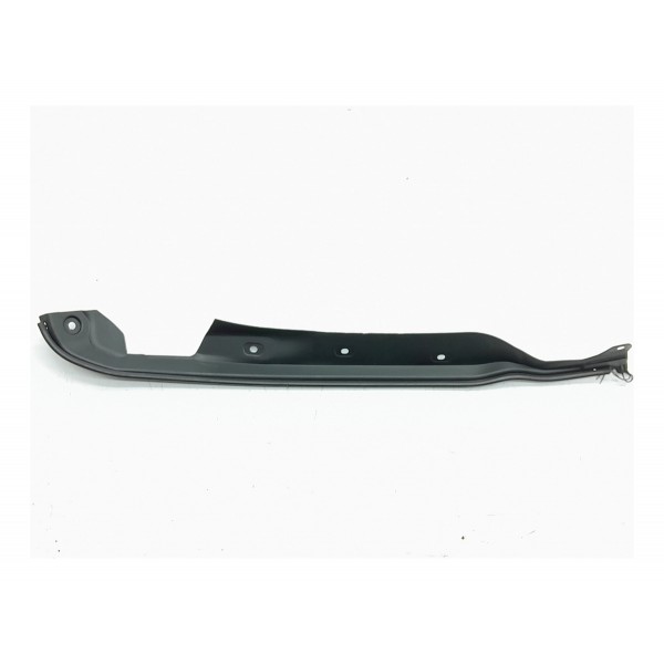 Acabamento Tampa Traseir Mercedes Ml350 Dir 12/15 1668701051