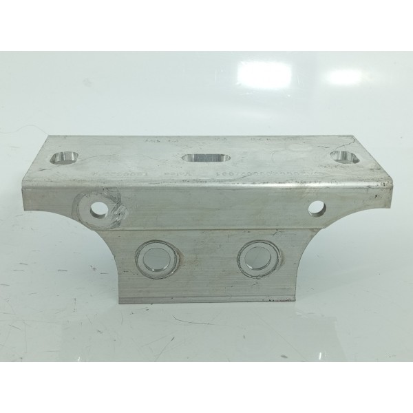 Reforco Suporte Radiador Mercedes C200 D/e 22/25 A2066203802