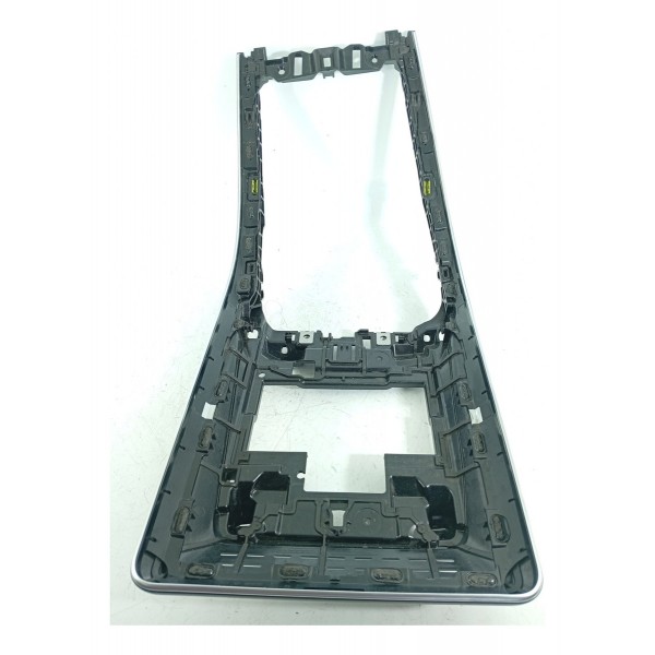 Acabamento Console Central Mercedes C200 C300 2022/2025 Orig