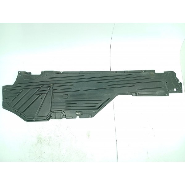 Protetor Assoalho Mercedes C200 Direito 2022 Det A2066807604