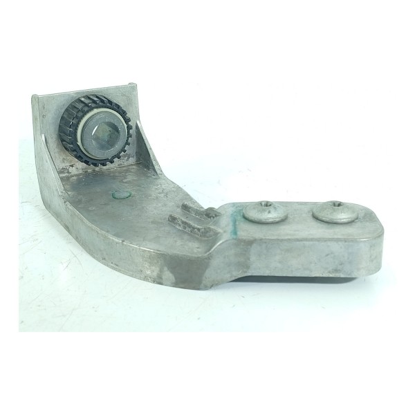 Suporte Alma Mercedes C200 Dianteira Dir 22/25 A2066202001