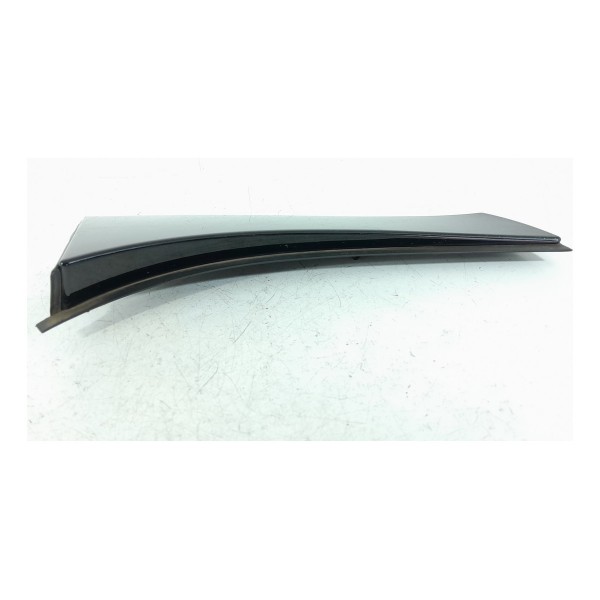 Moldura Tampa Traseira Mercedes Gla200 Dir 14/19 A1567900488