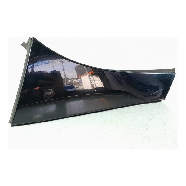 Moldura Tampa Traseira Mercedes Gla200 Esq 14/19 A1567900388
