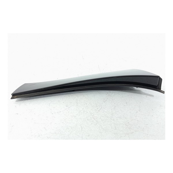 Moldura Tampa Traseira Mercedes Gla200 Esq 14/19 A1567900388