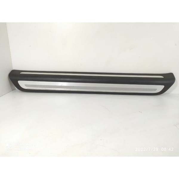 Soleira Porta Audi Q3 Dianteira Direita 2012/2016 Detalhe Preto