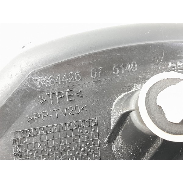 Acabamento Lanterna Bmw 320 330 Direito 19/25 5149746442607 Preto